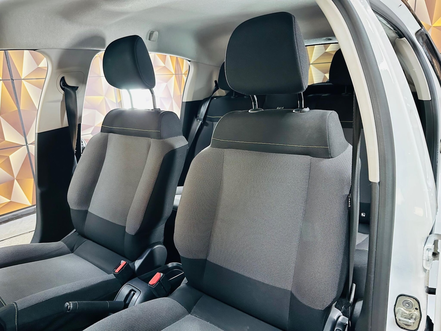 Used Citroen C3 2018 for sale - 76702029: Photo 14