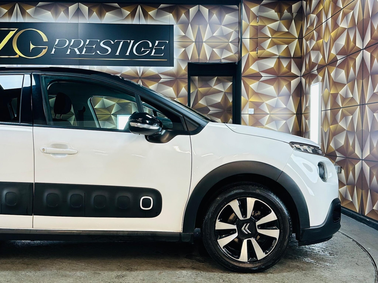 Used Citroen C3 2018 for sale - 76702029: Photo 27