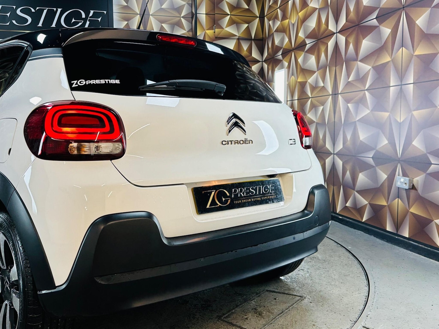 Used Citroen C3 2018 for sale - 76702029: Photo 34