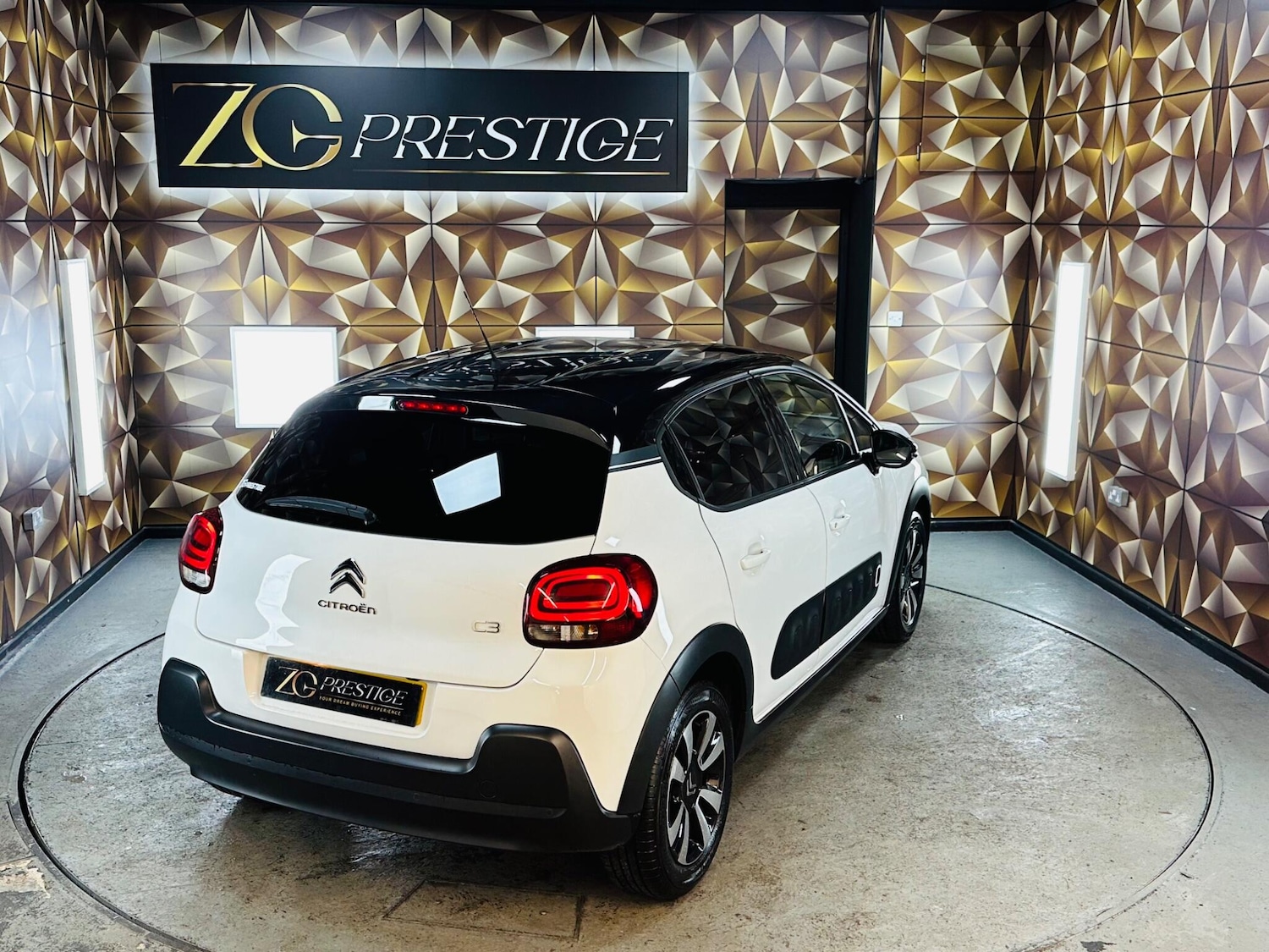 Used Citroen C3 2018 for sale - 76702029: Photo 38