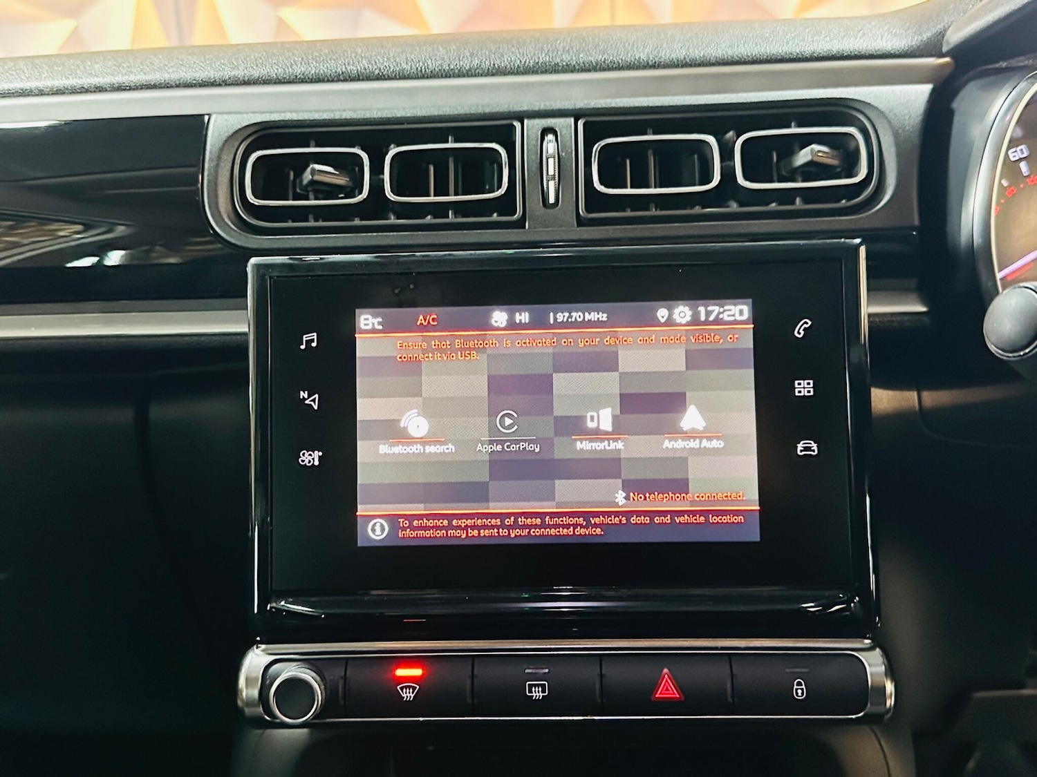 Used Citroen C3 2018 for sale - 76702029: Photo 4