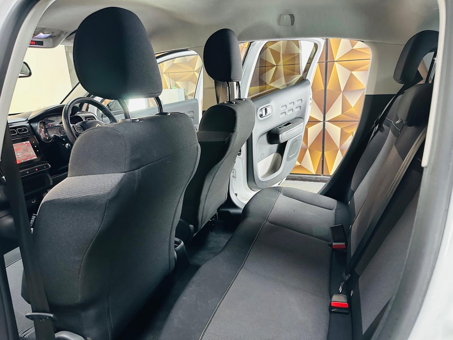 Used Citroen C3 2018 for sale - 76702029: Photo 58