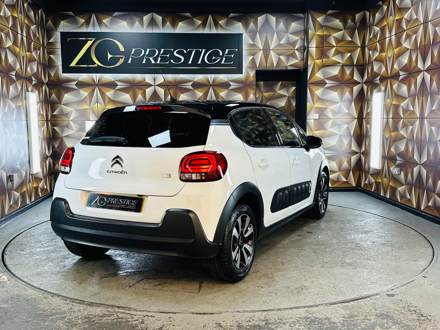 Used Citroen C3 2018 for sale - 76702029: Photo 7