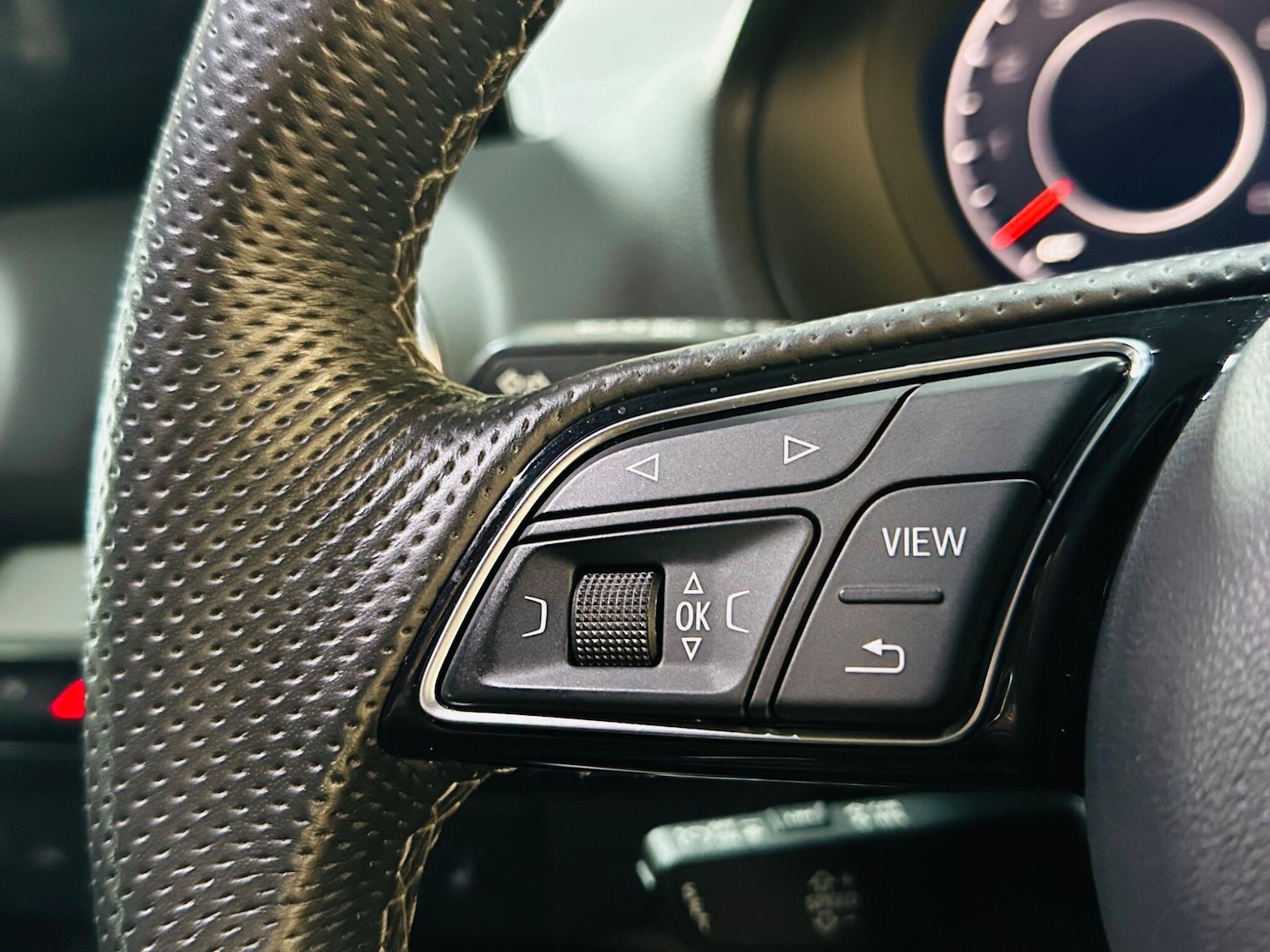 Used Audi Q2 2021 for sale - 76701549: Photo 54