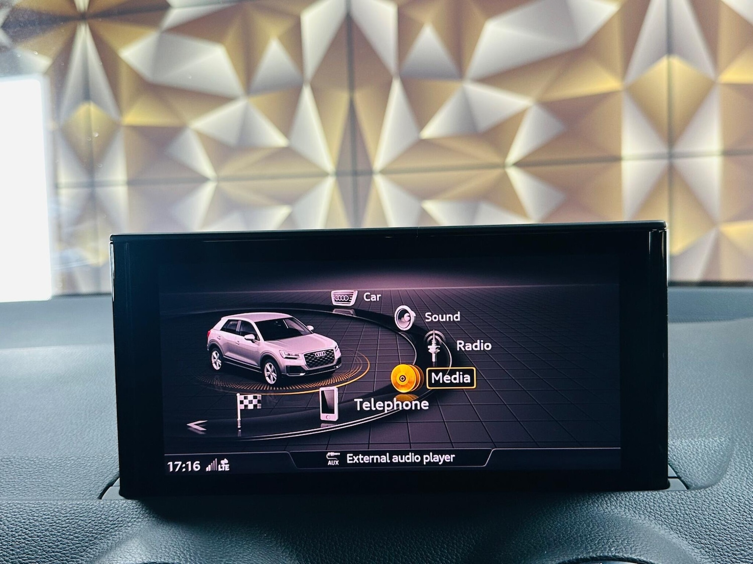 Used Audi Q2 2021 for sale - 76701549: Photo 57