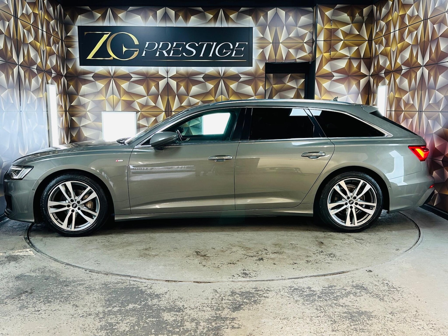 Used Audi A6 Avant 2022 for sale - 76189321: Photo 11