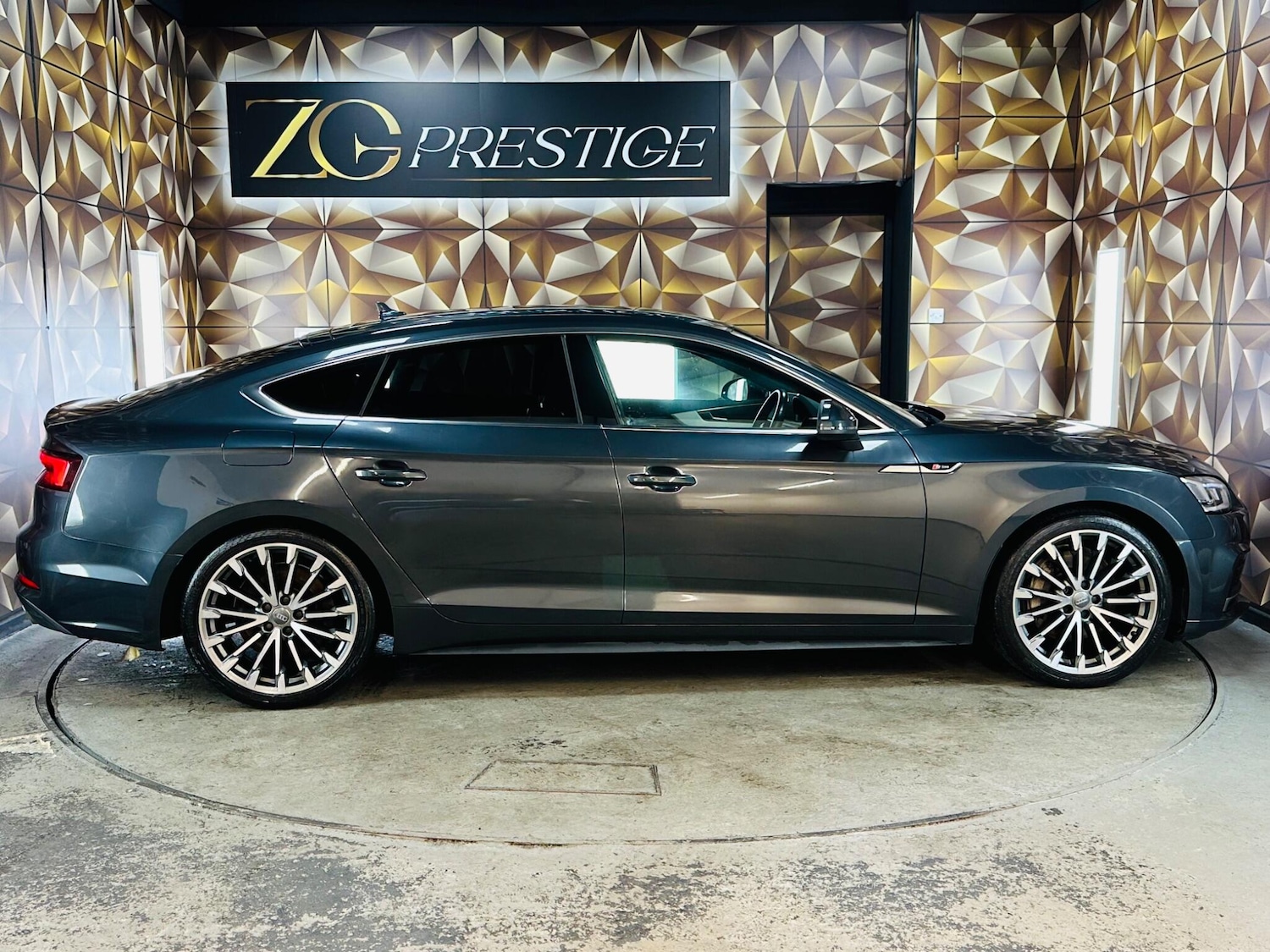 Used Audi A5 2018 for sale - 76175544: Photo 9