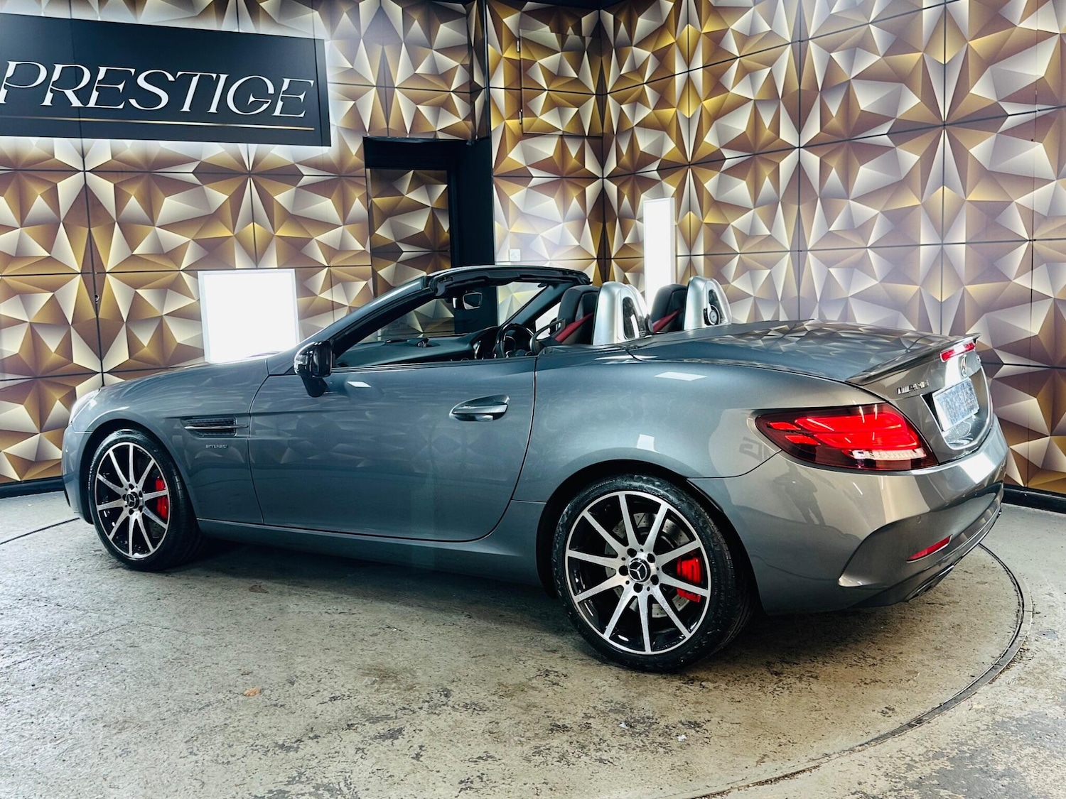 Used Mercedes-Benz SLC 2017 for sale - 77131702: Photo 41