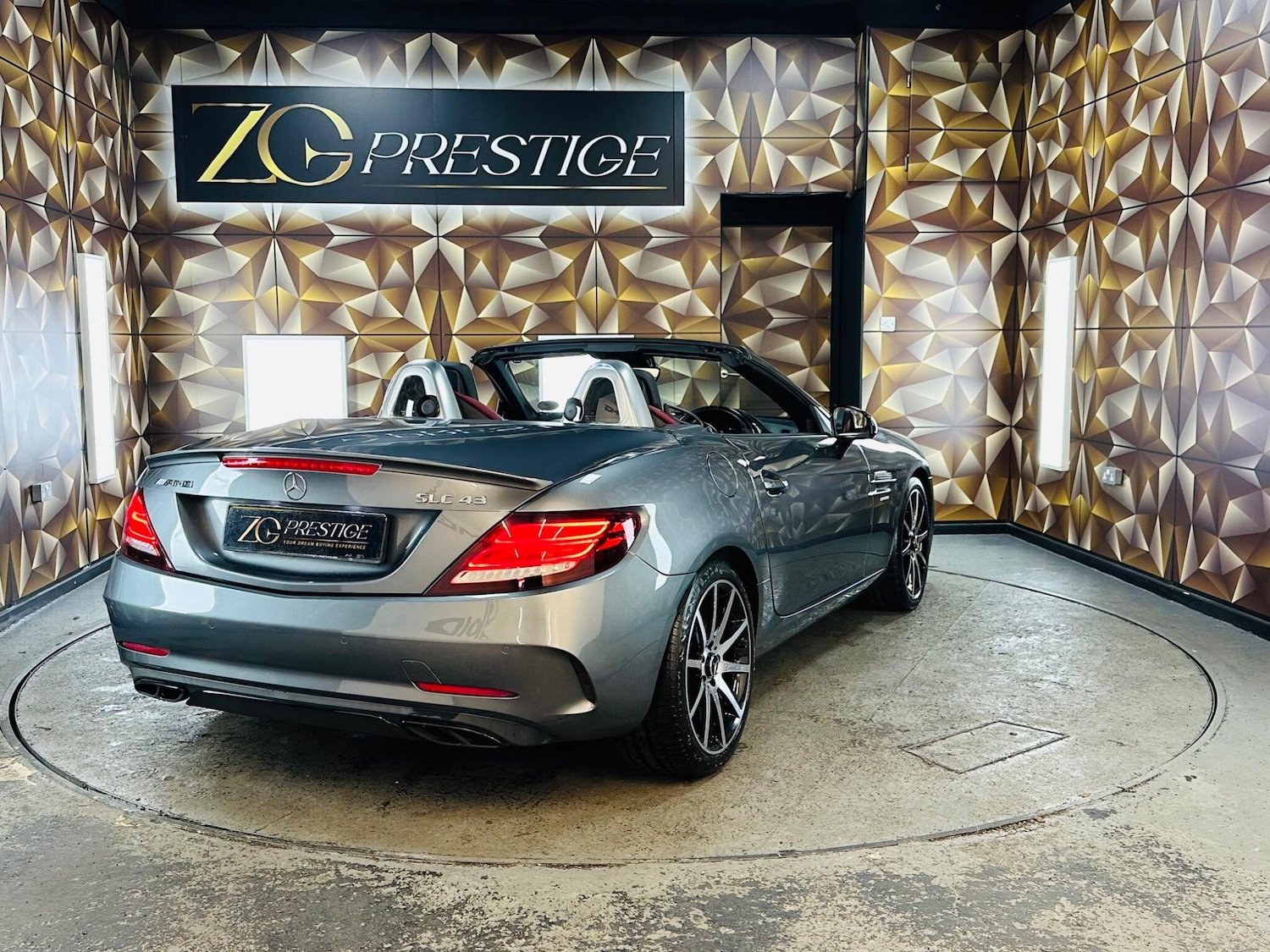 Used Mercedes-Benz SLC 2017 for sale - 77131702: Photo 50