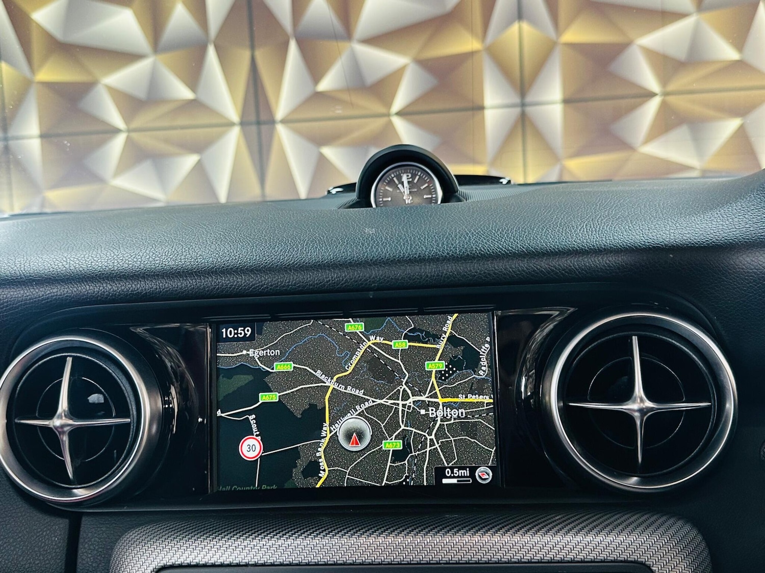 Used Mercedes-Benz SLC 2017 for sale - 77131702: Photo 58