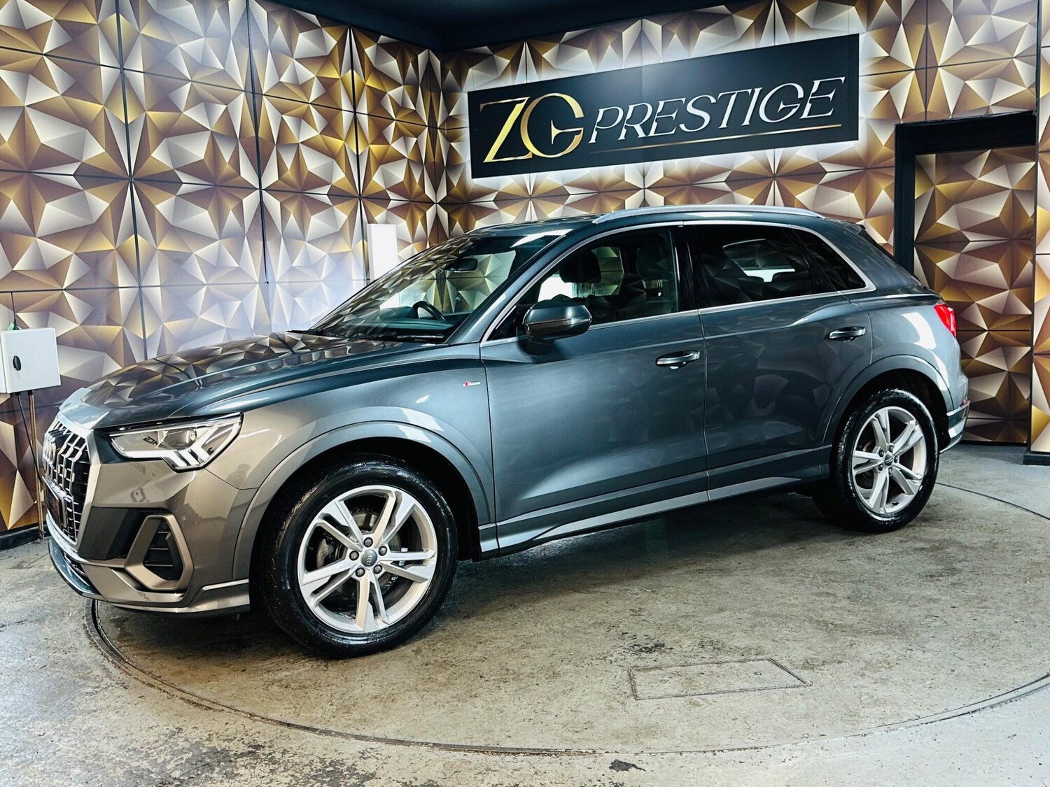 Used Audi Q3 2019 for sale - 76620176: Photo 31