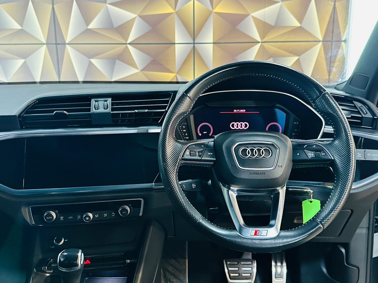 Used Audi Q3 2019 for sale - 76620176: Photo 51