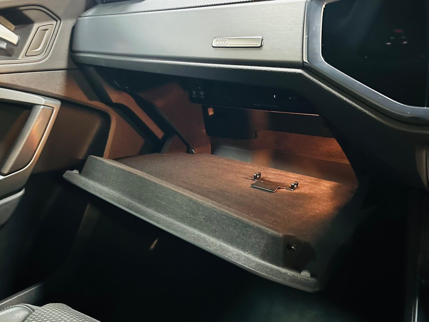 Used Audi Q3 2019 for sale - 76620176: Photo 65