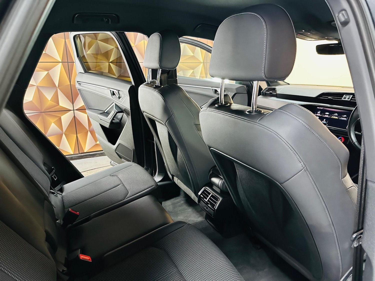 Used Audi Q3 2019 for sale - 76620176: Photo 67