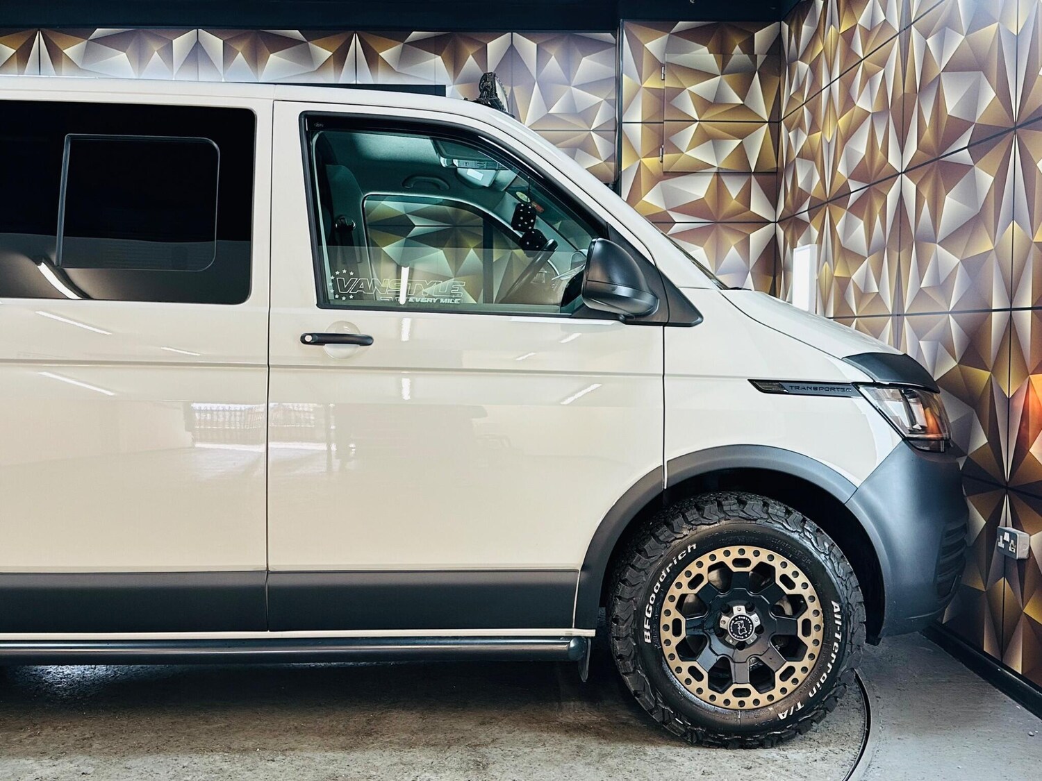 Used Volkswagen Transporter 2021 for sale - 76912778: Photo 50