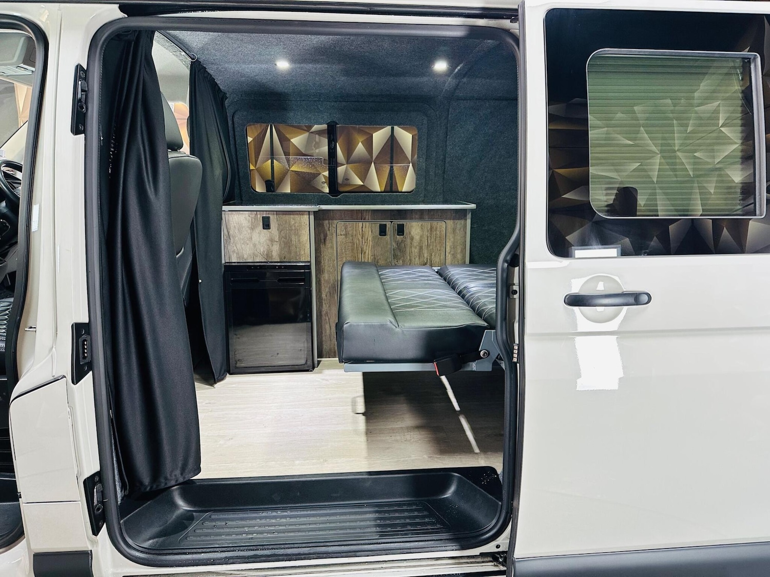 Used Volkswagen Transporter 2021 for sale - 76912778: Photo 51