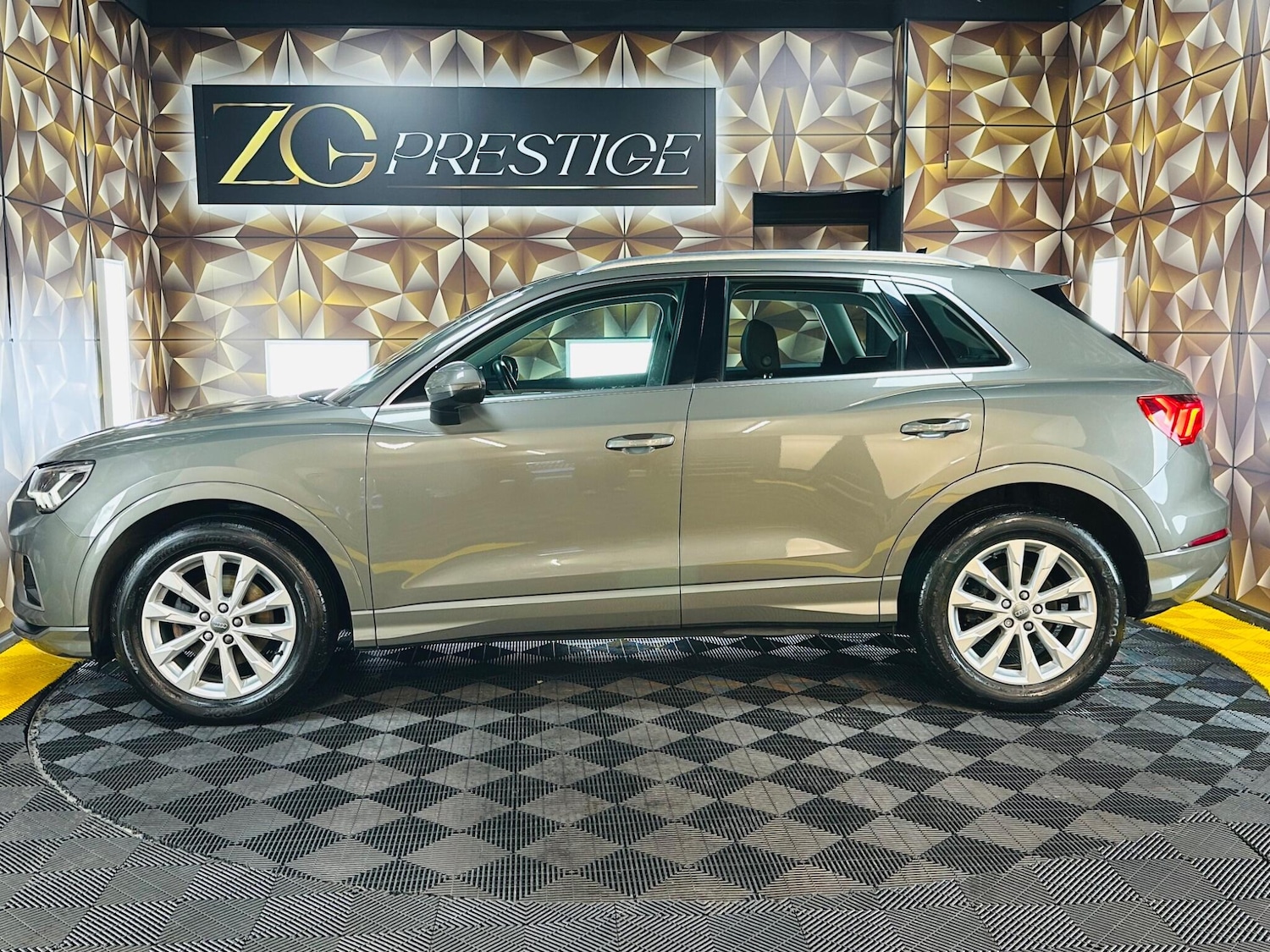 Used Audi Q3 2019 for sale - 77278811: Photo 11