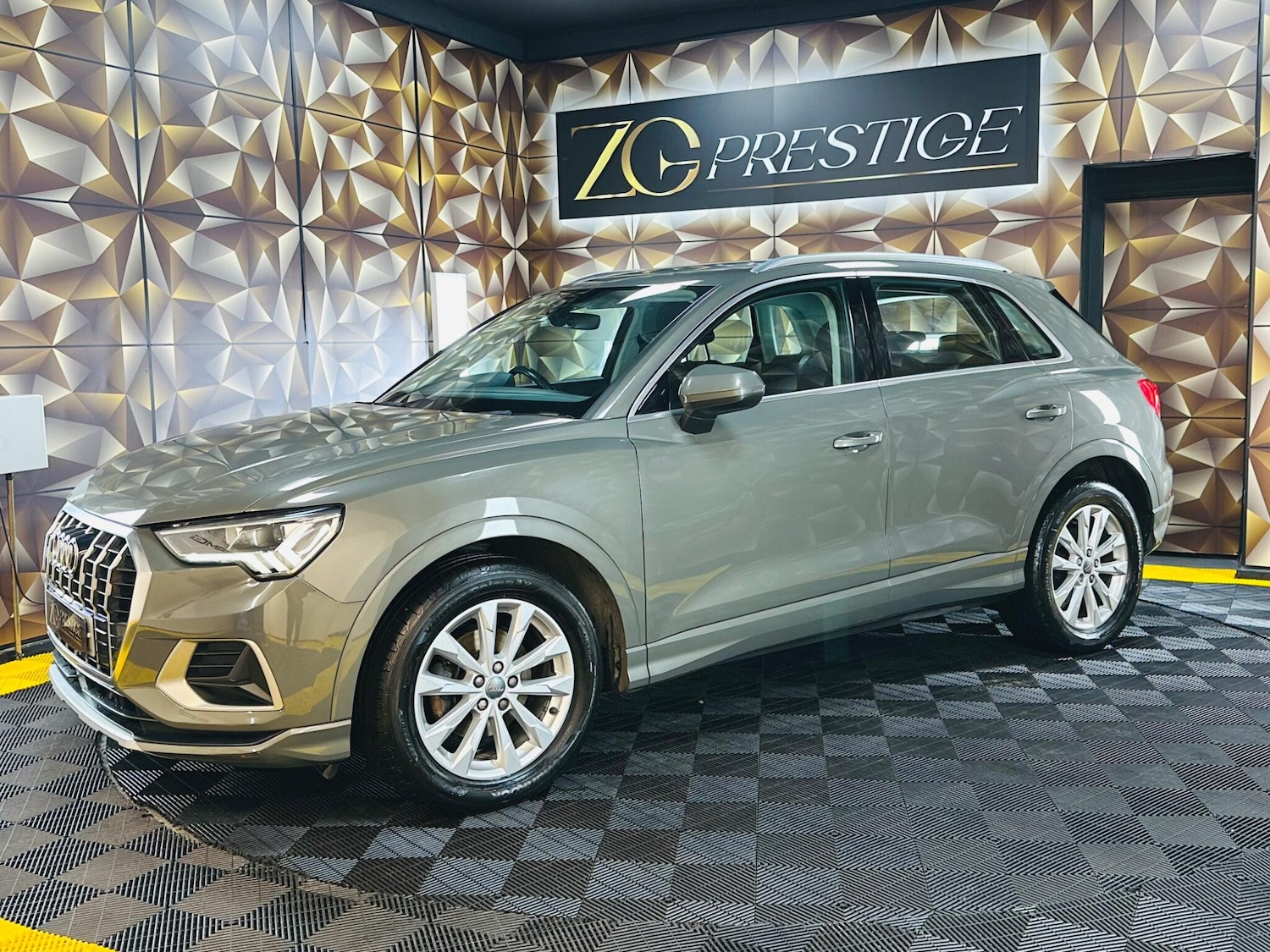 Used Audi Q3 2019 for sale - 77278811: Photo 15