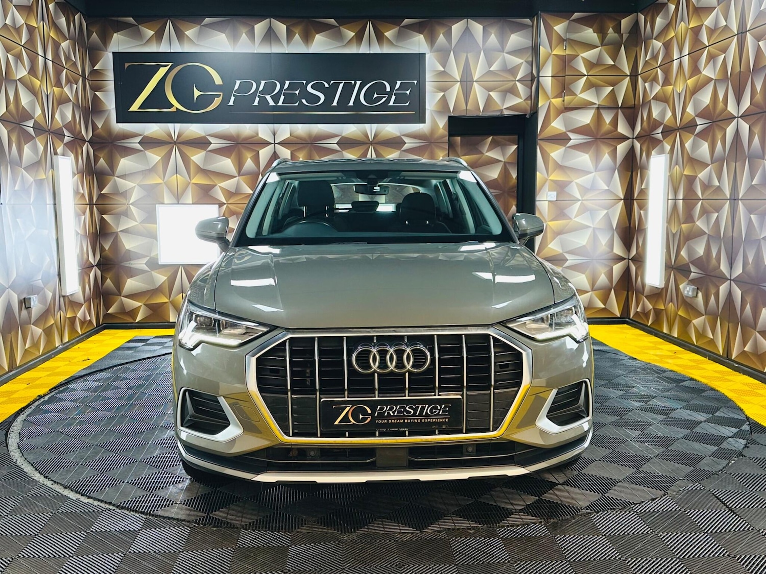 Used Audi Q3 2019 for sale - 77278811: Photo 3