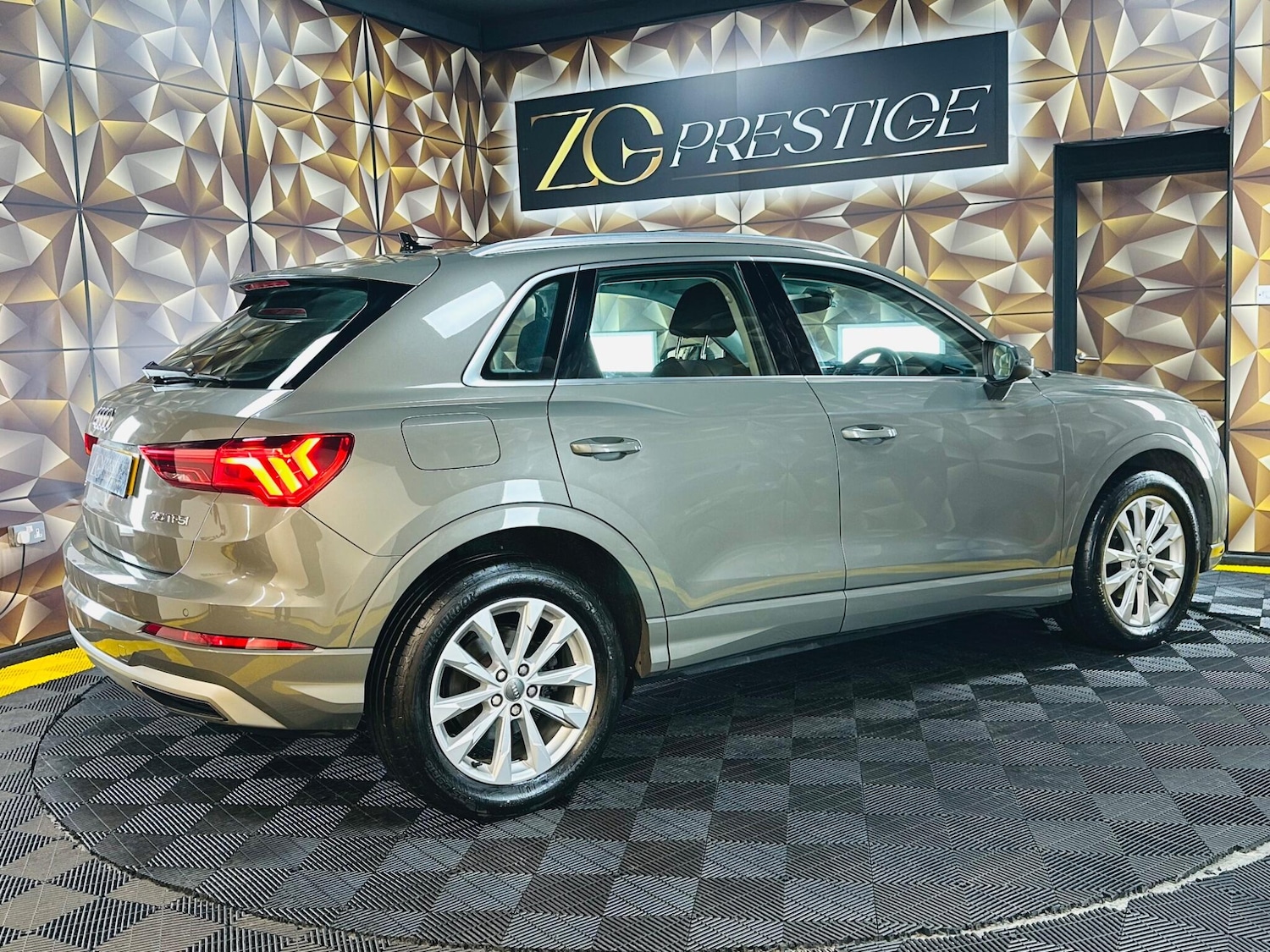 Used Audi Q3 2019 for sale - 77278811: Photo 31