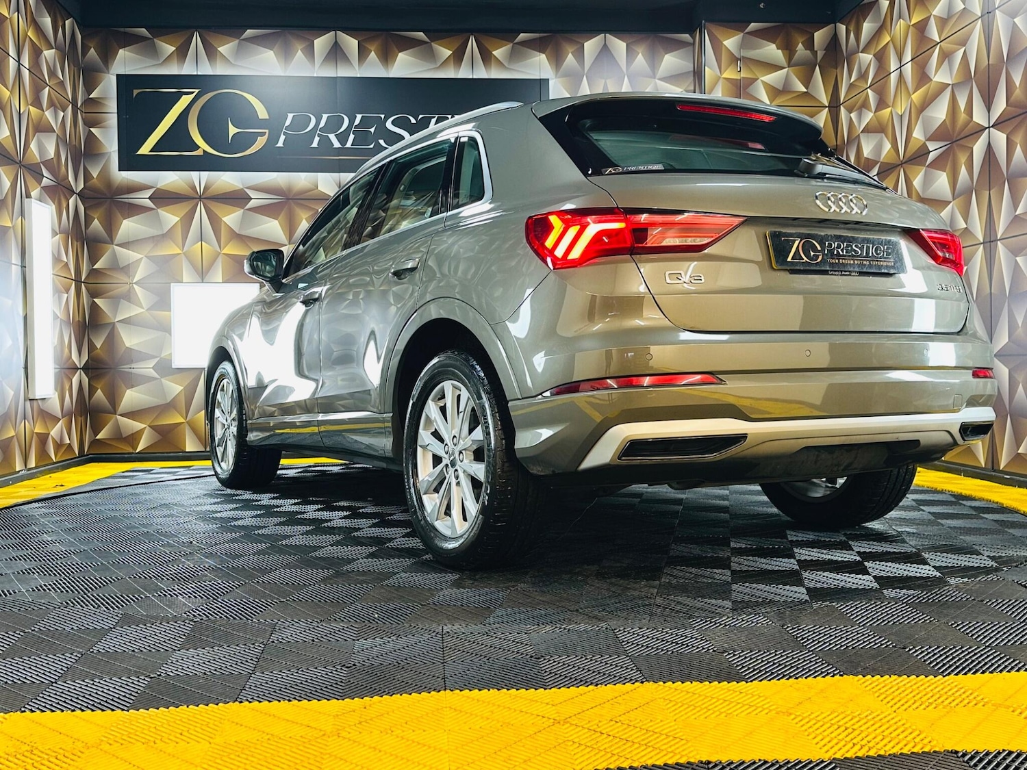 Used Audi Q3 2019 for sale - 77278811: Photo 33