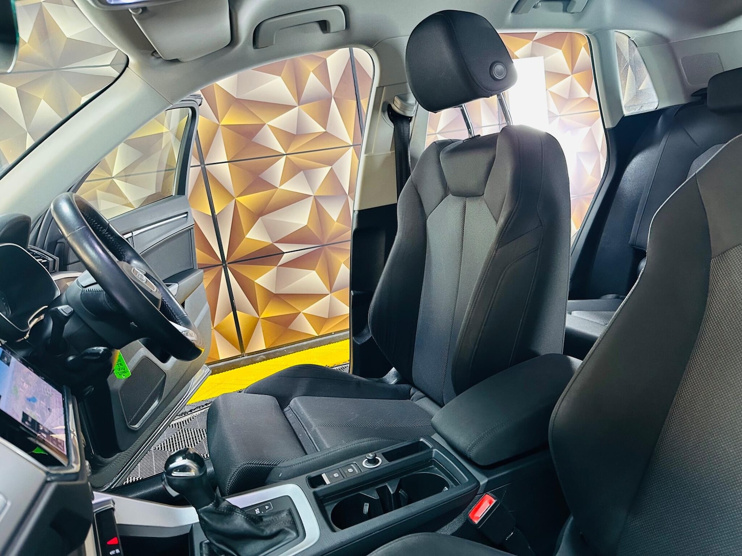 Used Audi Q3 2019 for sale - 77278811: Photo 4