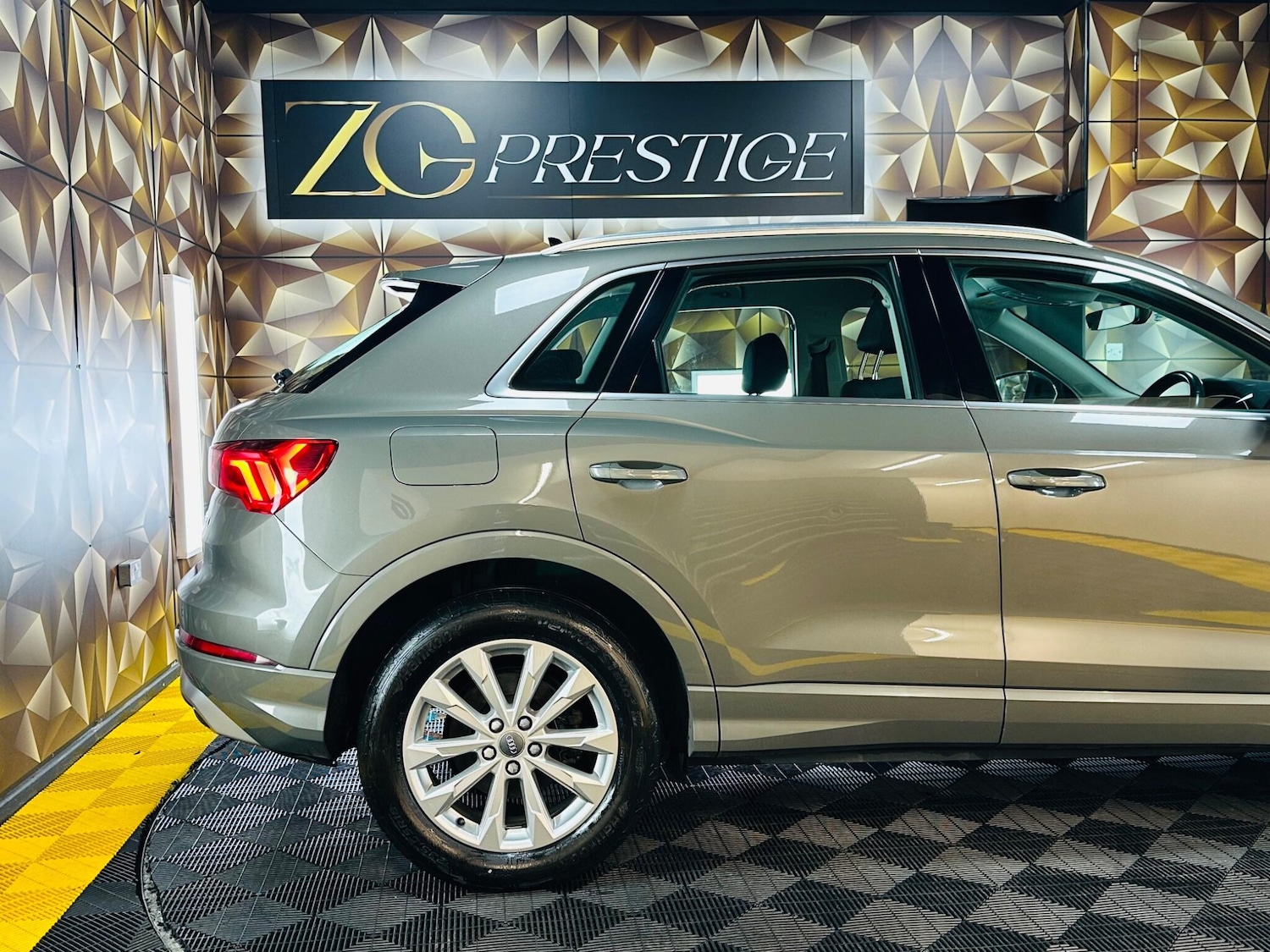 Used Audi Q3 2019 for sale - 77278811: Photo 41