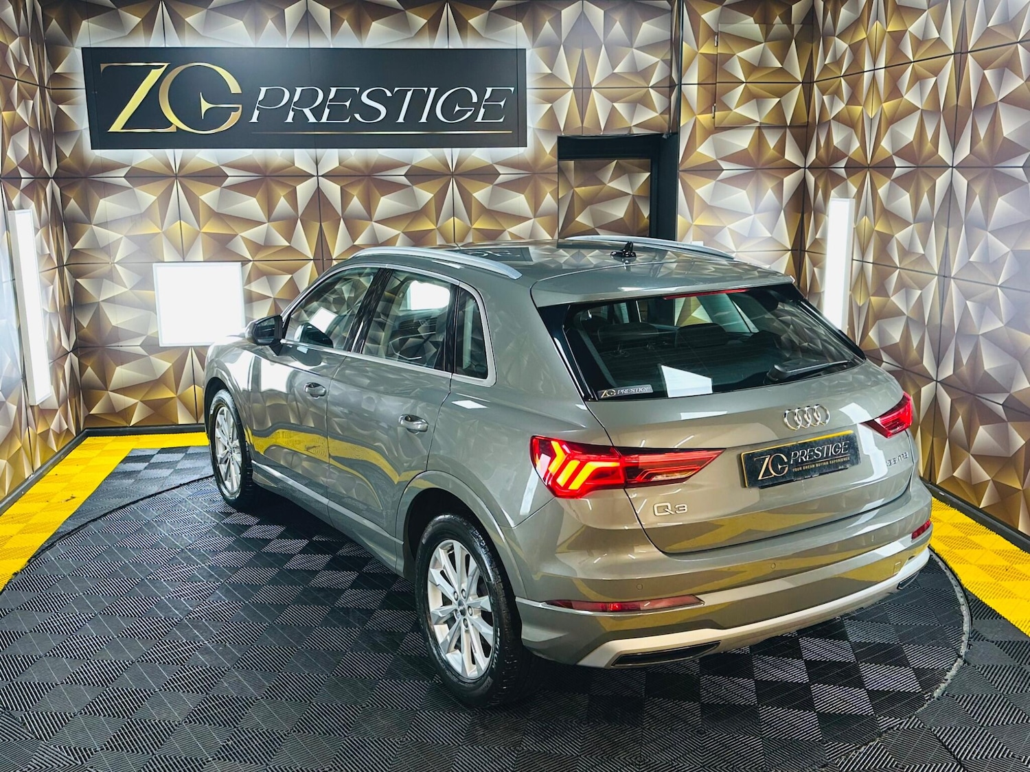 Used Audi Q3 2019 for sale - 77278811: Photo 45