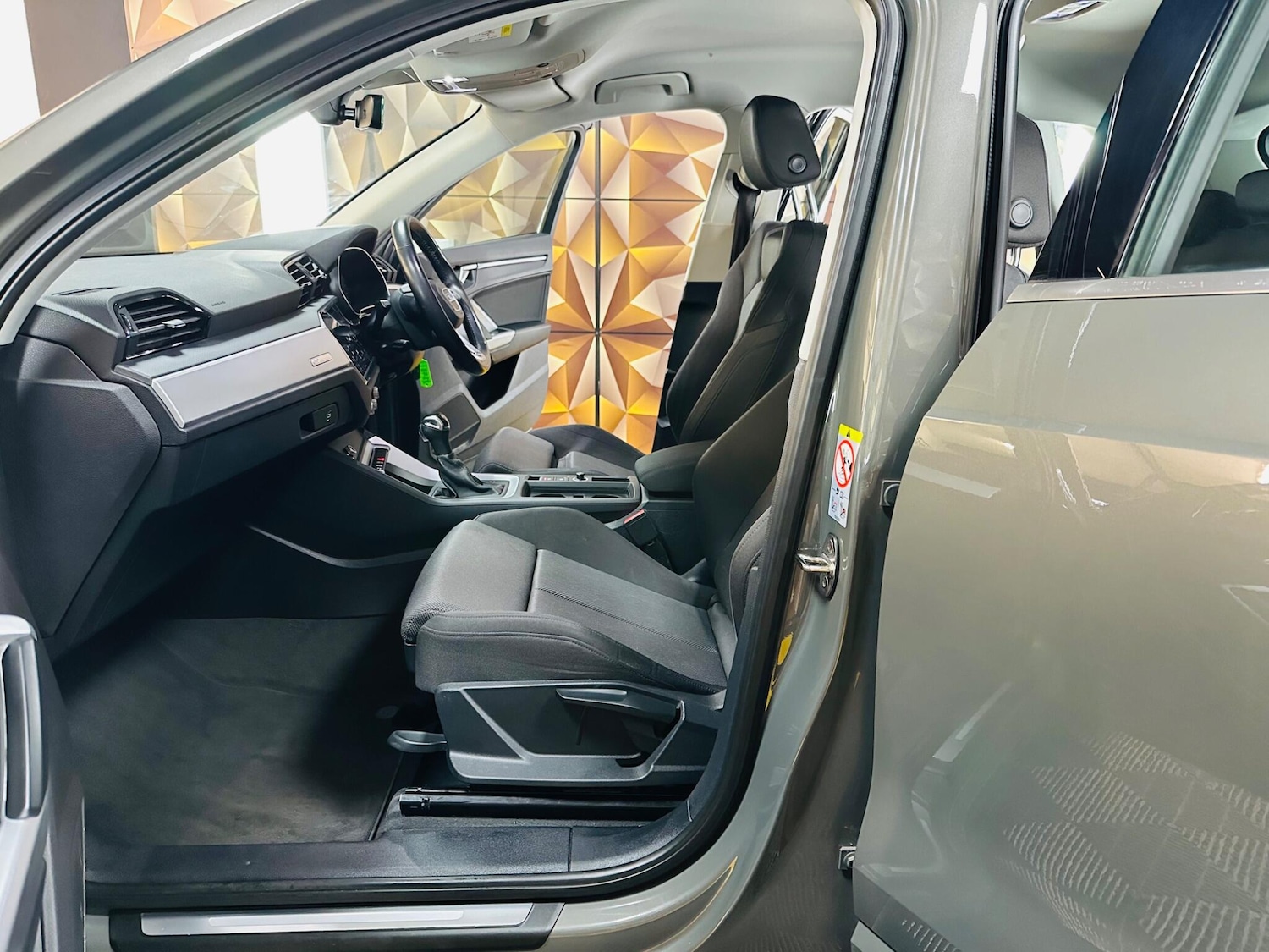 Used Audi Q3 2019 for sale - 77278811: Photo 62