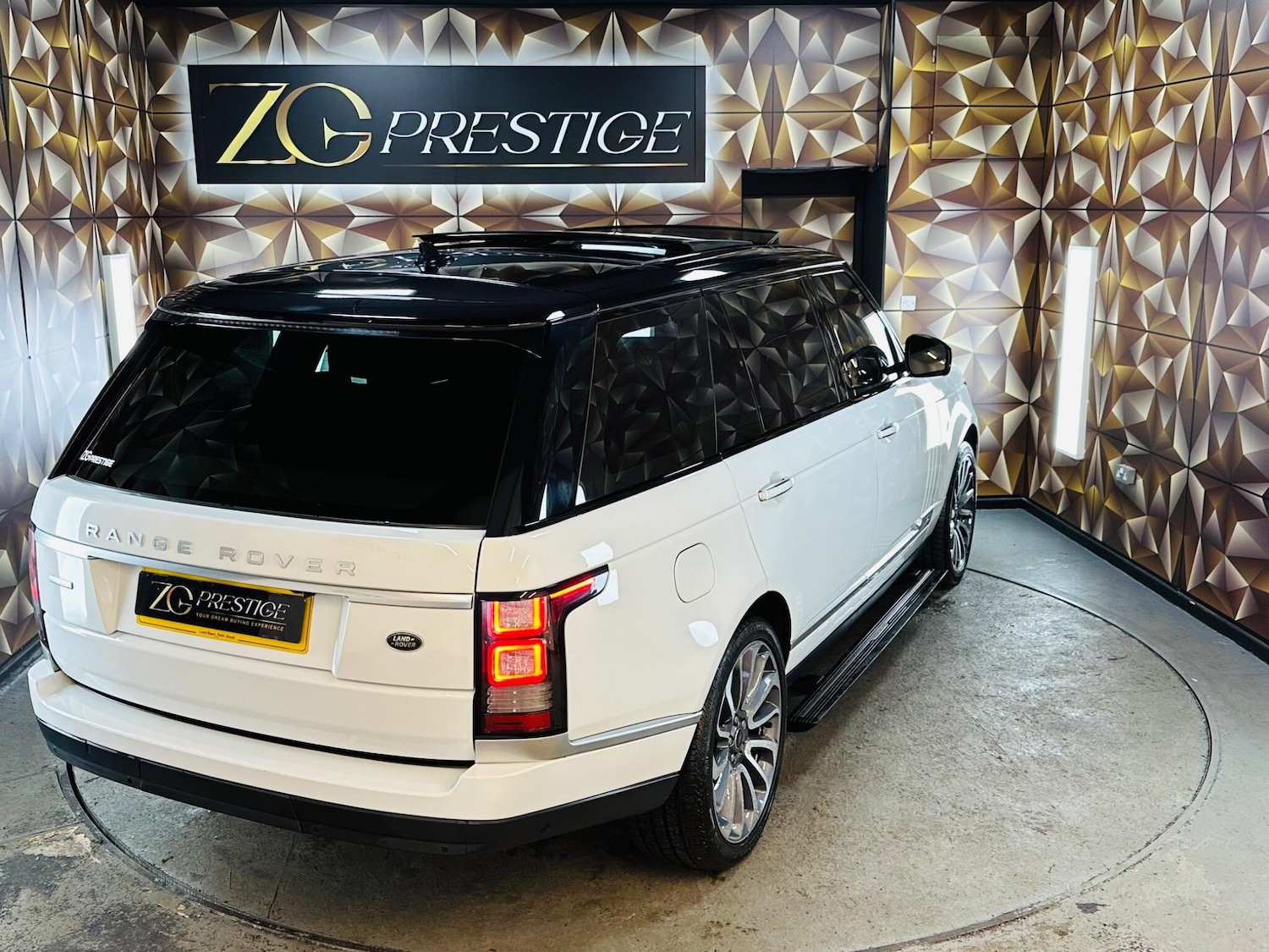 Used Land Rover Range Rover 2015 for sale - 76786436: Photo 29