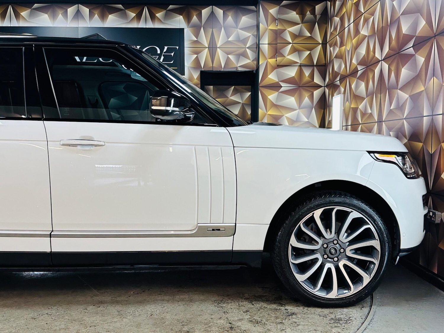 Used Land Rover Range Rover 2015 for sale - 76786436: Photo 36