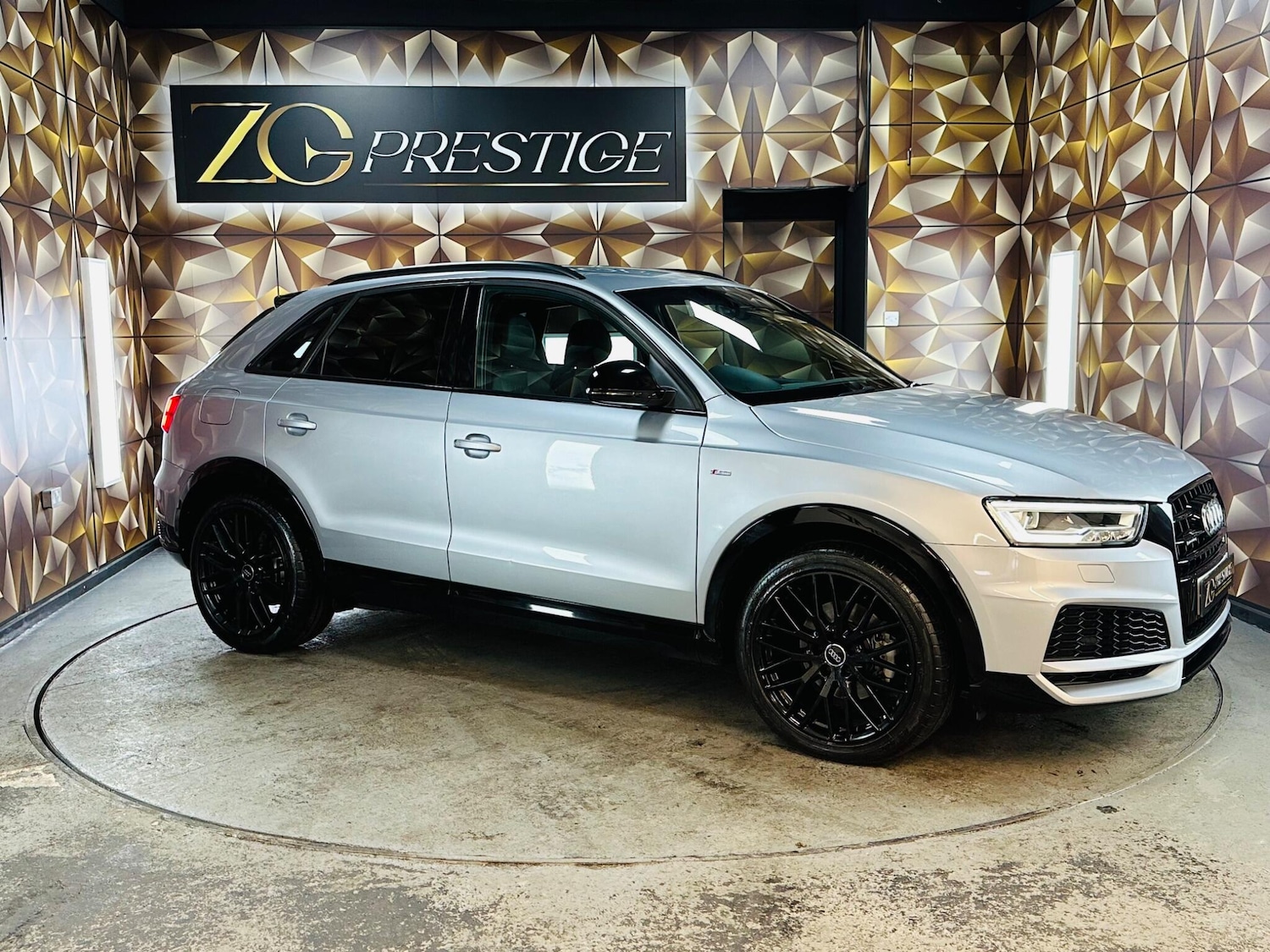 Used Audi Q3 2017 for sale - 76422786: Photo 1