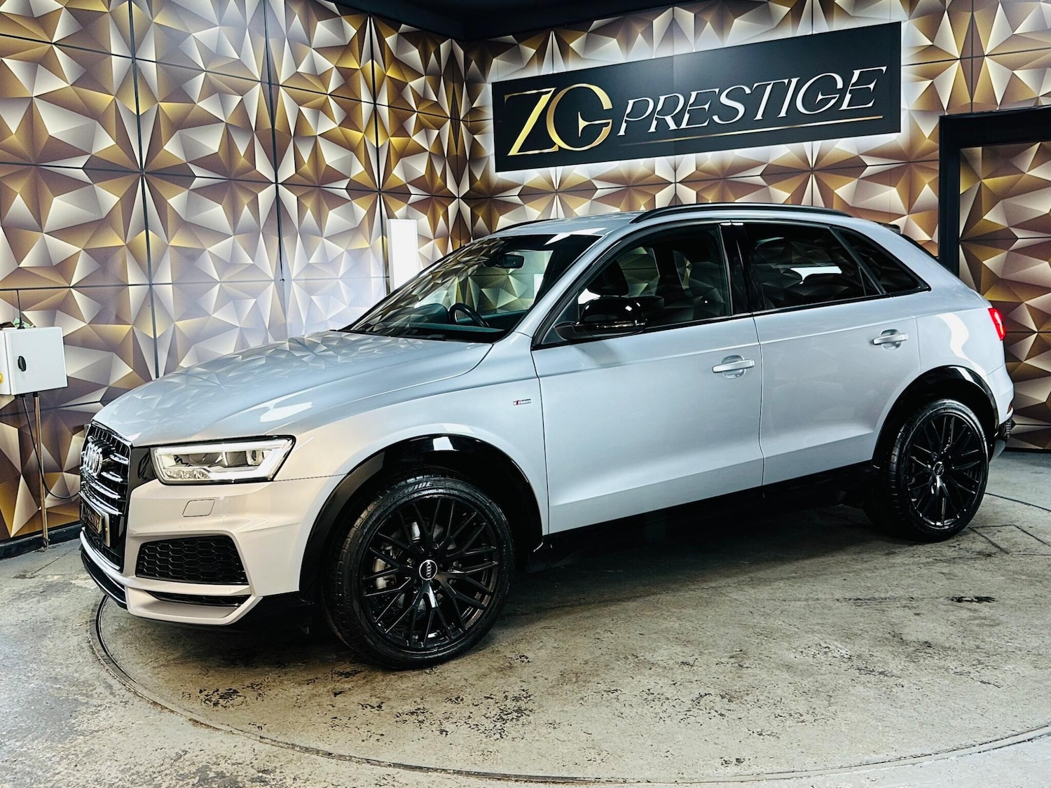 Used Audi Q3 2017 for sale - 76422786: Photo 15