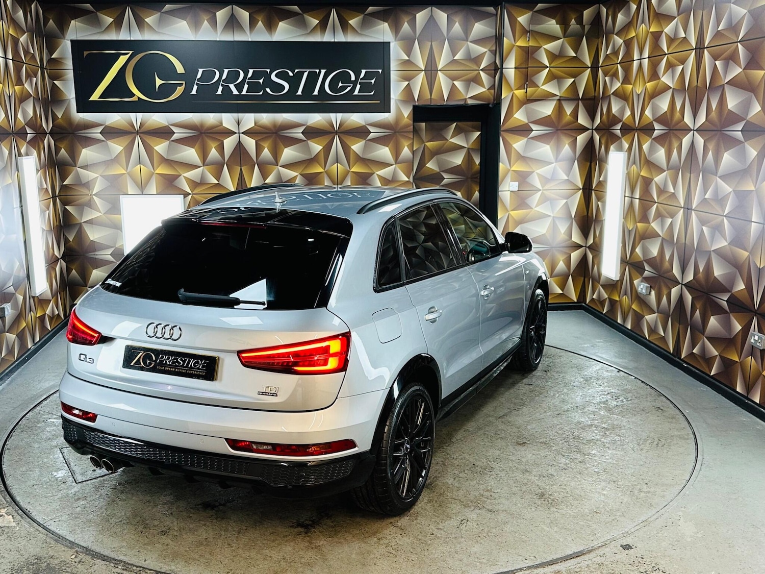 Used Audi Q3 2017 for sale - 76422786: Photo 33