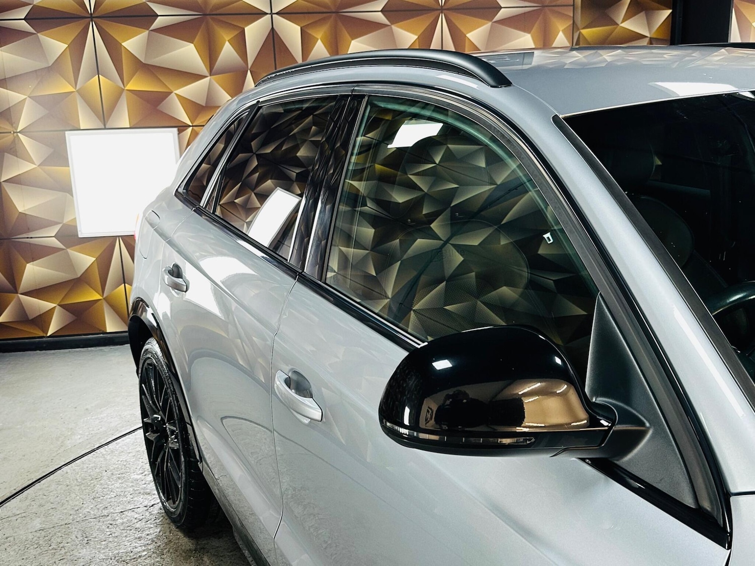 Used Audi Q3 2017 for sale - 76422786: Photo 40