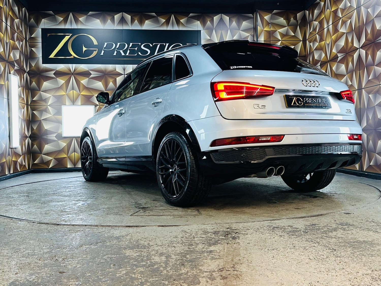 Used Audi Q3 2017 for sale - 76422786: Photo 45