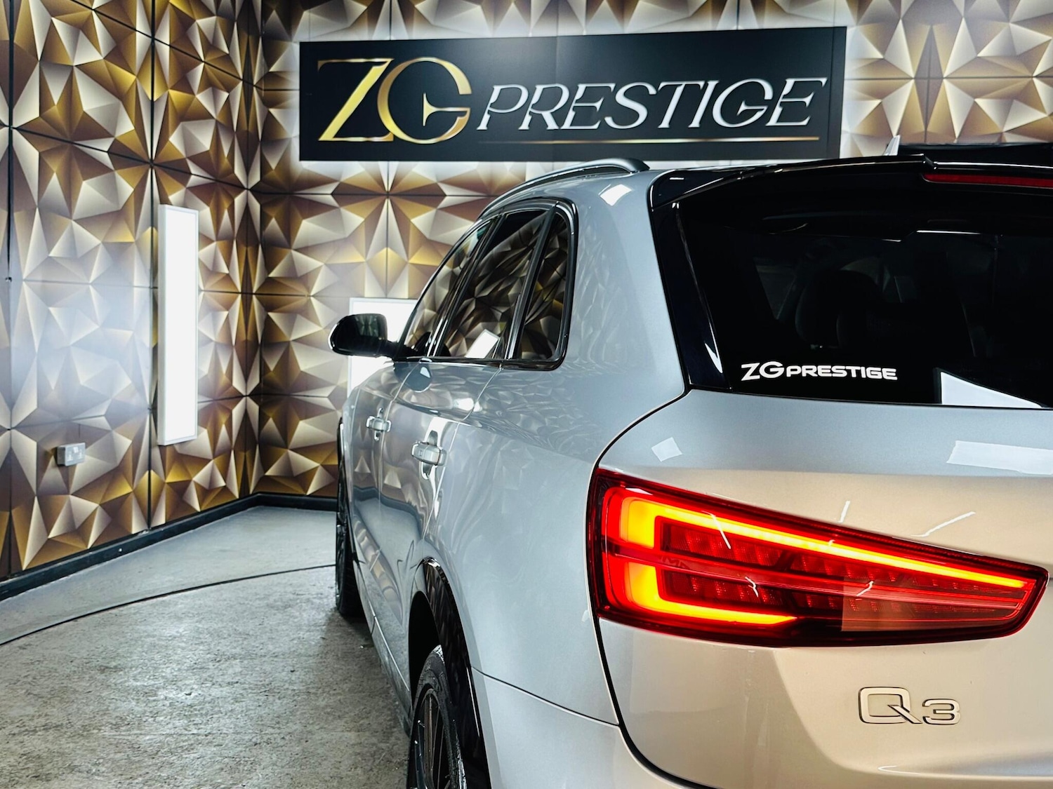 Used Audi Q3 2017 for sale - 76422786: Photo 47