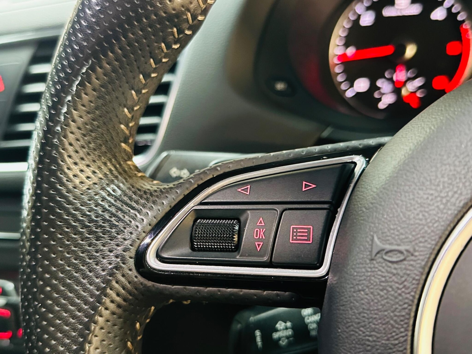 Used Audi Q3 2017 for sale - 76422786: Photo 52