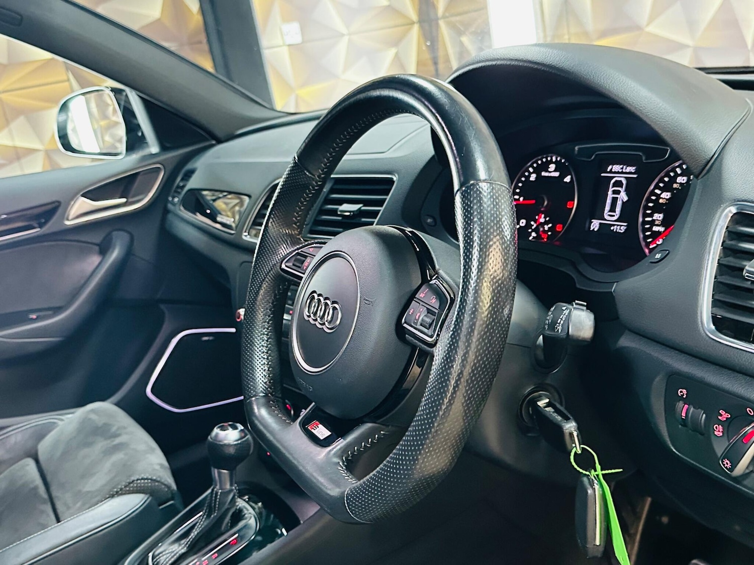 Used Audi Q3 2017 for sale - 76422786: Photo 58