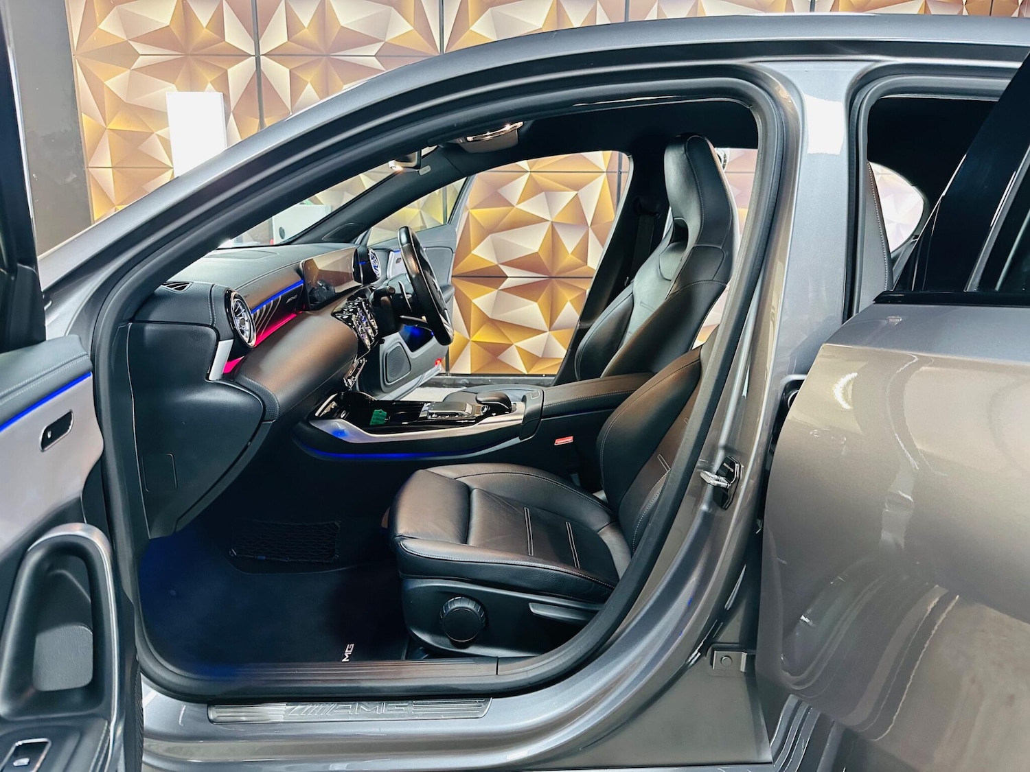 Used Mercedes-Benz A-Class 2020 for sale - 76936735: Photo 85