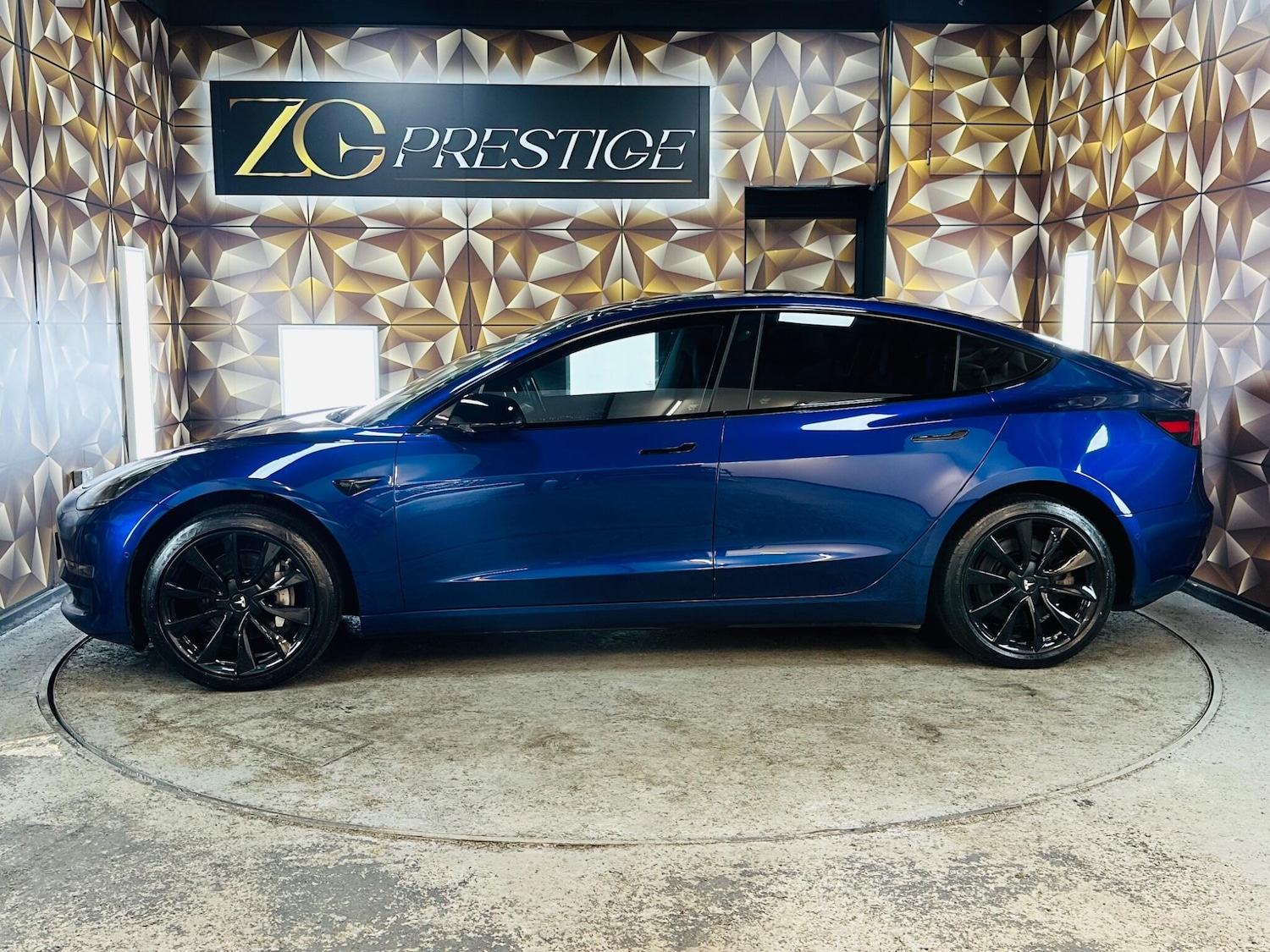 Used Tesla Model 3 2019 for sale - 76786572: Photo 11
