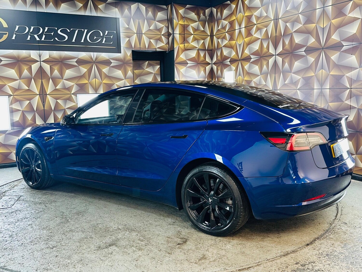 Used Tesla Model 3 2019 for sale - 76786572: Photo 33