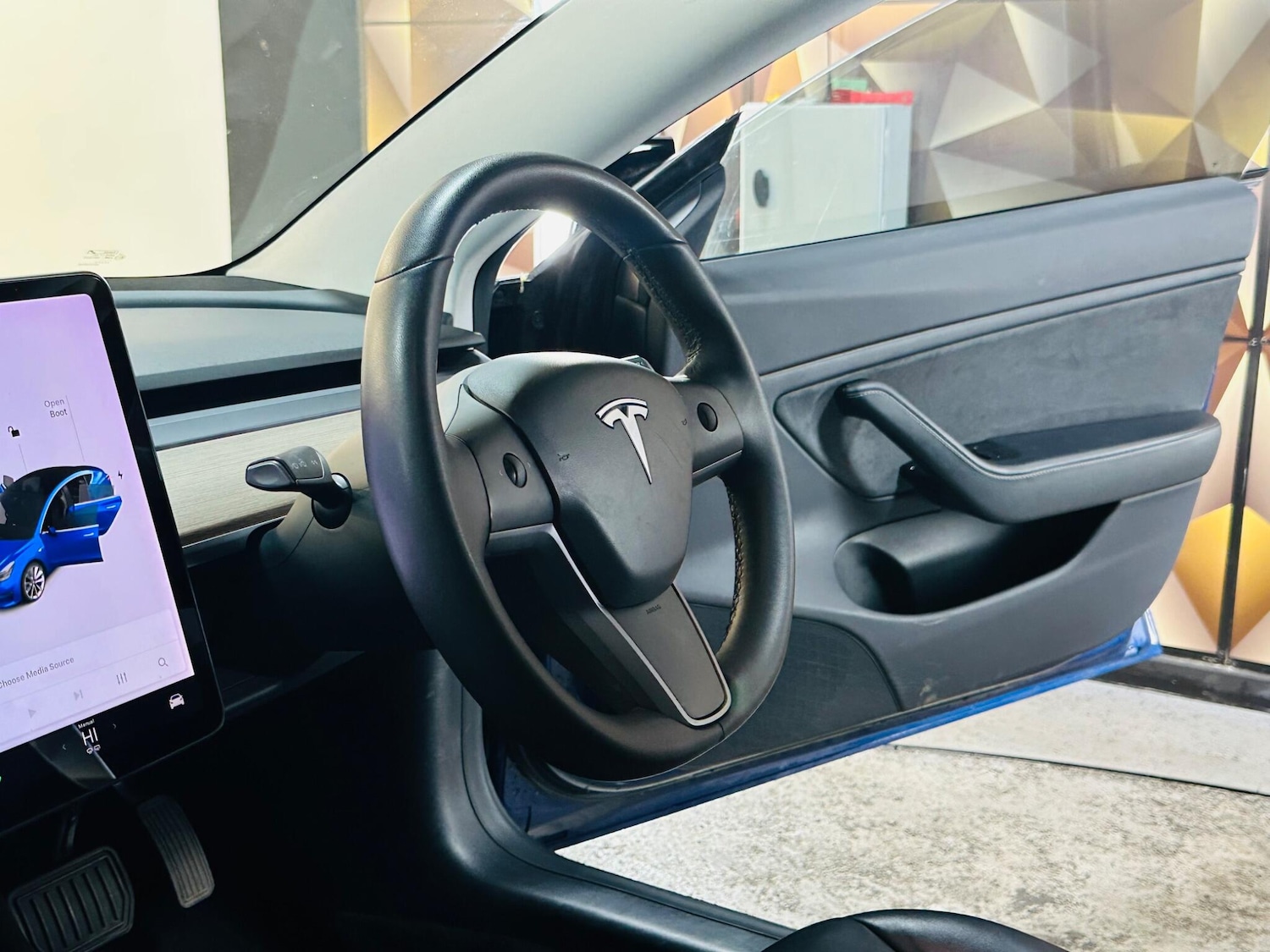 Used Tesla Model 3 2019 for sale - 76786572: Photo 34