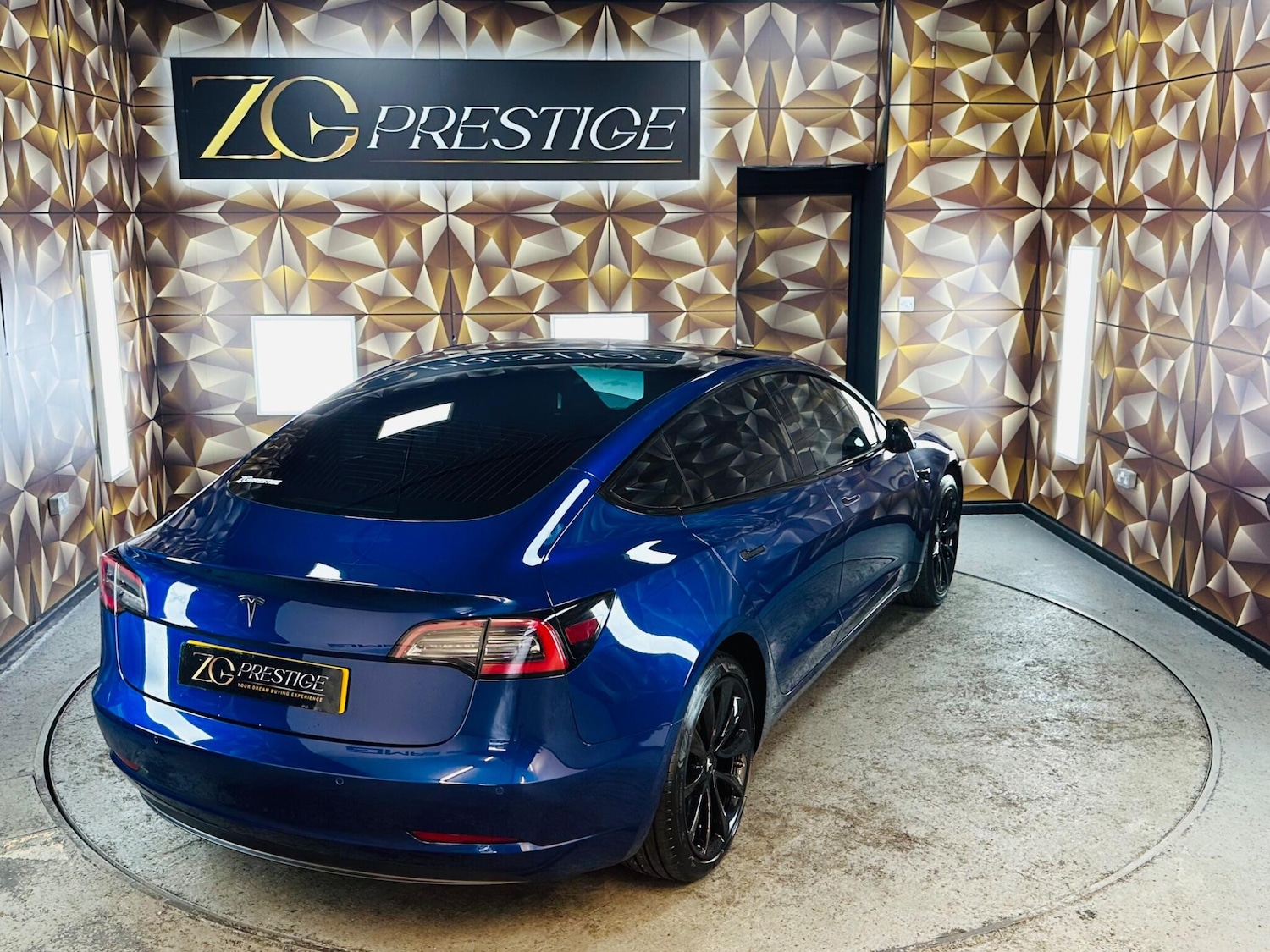 Used Tesla Model 3 2019 for sale - 76786572: Photo 43