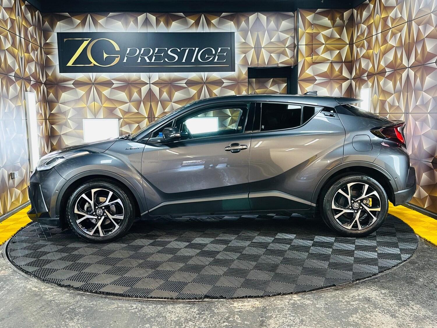 Used Toyota C-HR for sale - 77753099: Photo 11