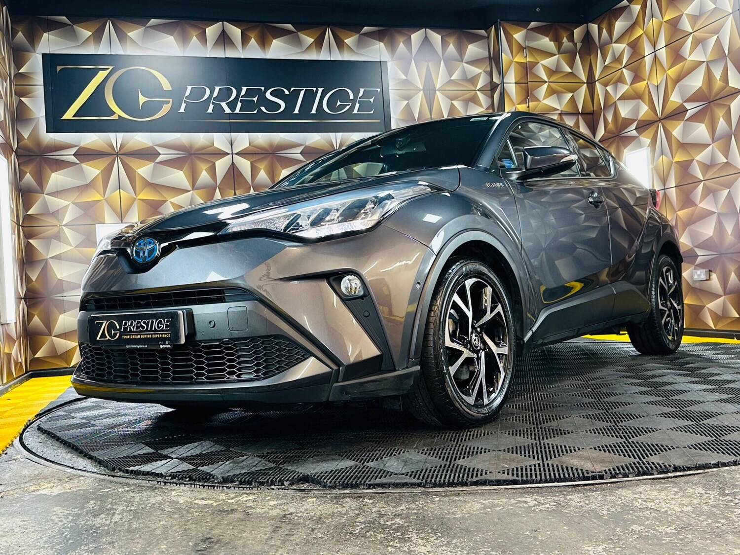 Used Toyota C-HR for sale - 77753099: Photo 25