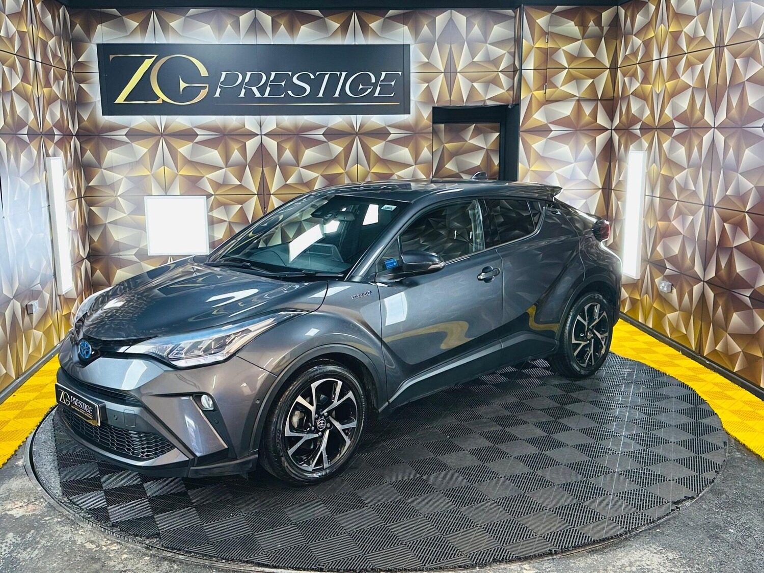 Used Toyota C-HR for sale - 77753099: Photo 31