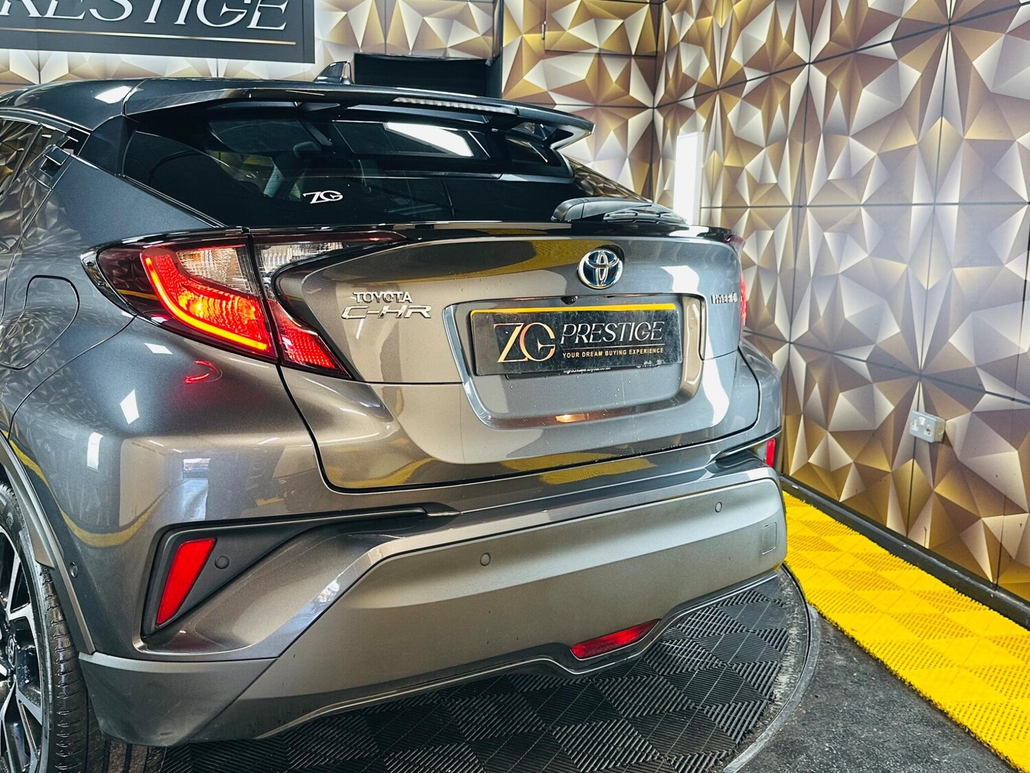 Used Toyota C-HR for sale - 77753099: Photo 37