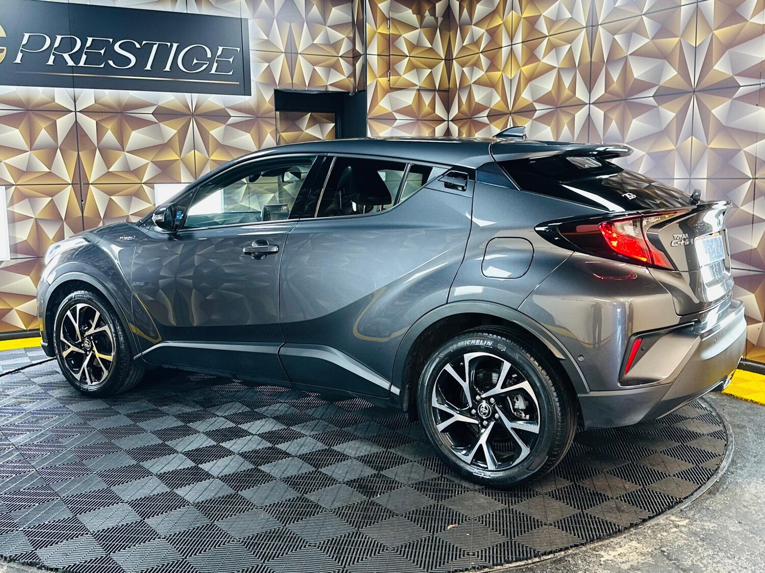 Used Toyota C-HR for sale - 77753099: Photo 39