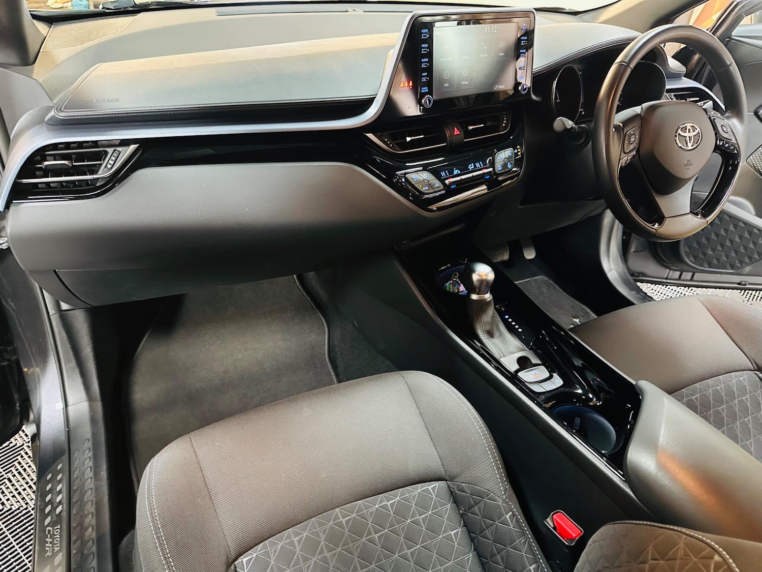 Used Toyota C-HR for sale - 77753099: Photo 4